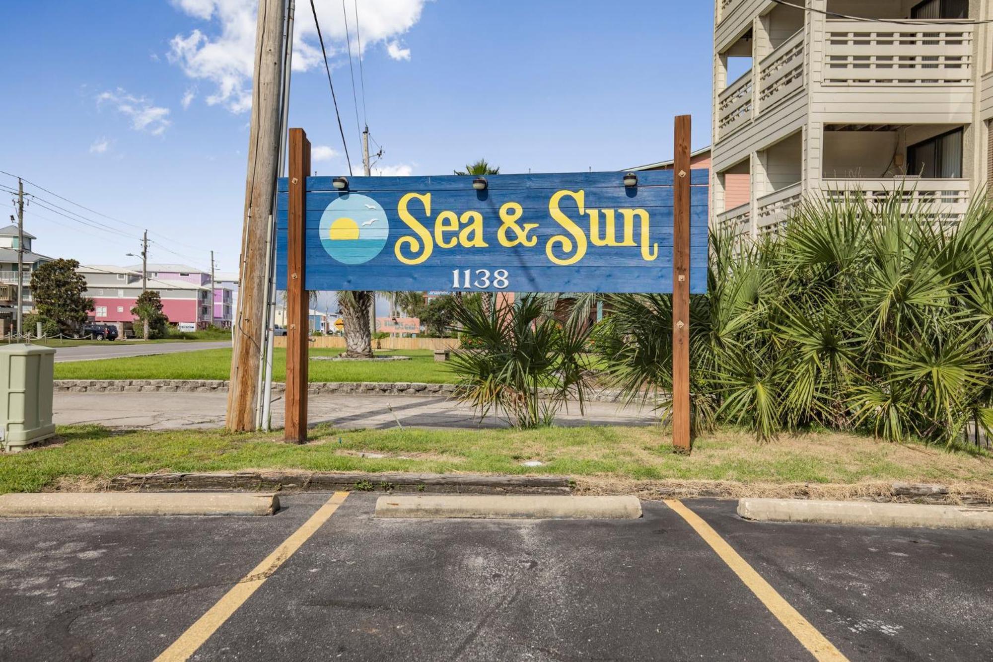 Sea & Sun 204 By Vacation Homes Collection غولف شورز المظهر الخارجي الصورة